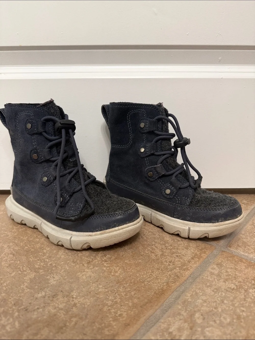 Sorel Kids Navy Gray High-Top Boots